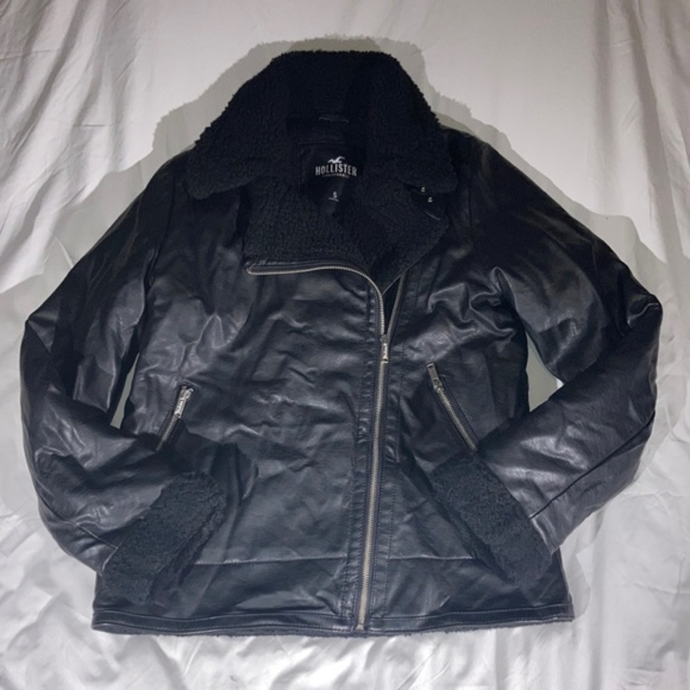 Hollister Women’s Black Faux Leather Aviator Jacket